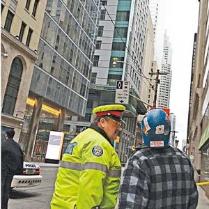 想高薪，当警察！多伦多4千警员年薪10万元以上，其中约120华裔警员 ...