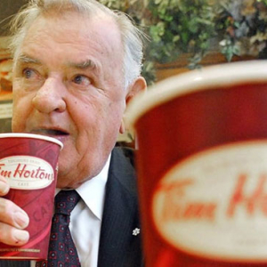 Tim Hortons 联合创办人乔伊斯逝世，传奇人生
