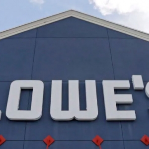 Lowe's 计划关闭加拿大 34 家门店