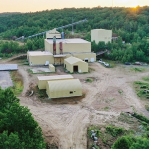 加韩企业联手重启石墨矿 计划2028年投产助力电池产业链