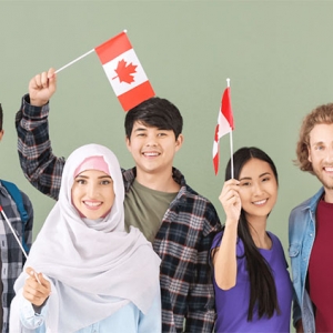 国际学生锐减冲击加拿大高校：八成大学录取下滑，预算与裁员压力加剧 ...