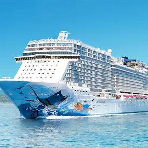 挪威邮轮“挪威遁逸号”迎来服役十周年