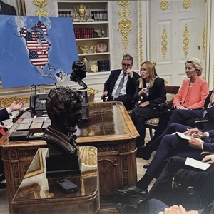 特朗普发布修改过地图的照片，涉及加拿大、格陵兰和委内瑞拉，引发国际关注 ...